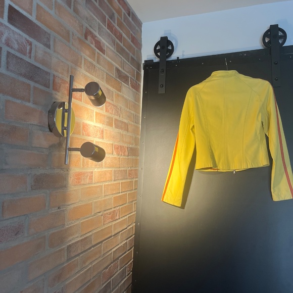 Des vêtements divers - Picture 3 of 16